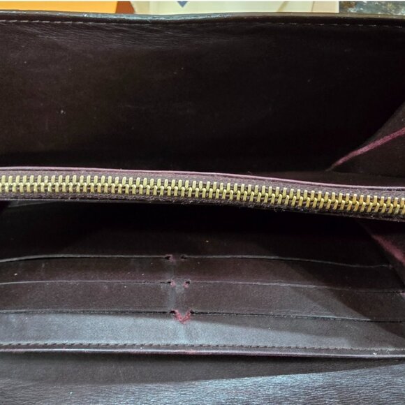 VGUC Louis Vuitton Sarah Vernis Wallet in Amarante - Picture 14 of 16